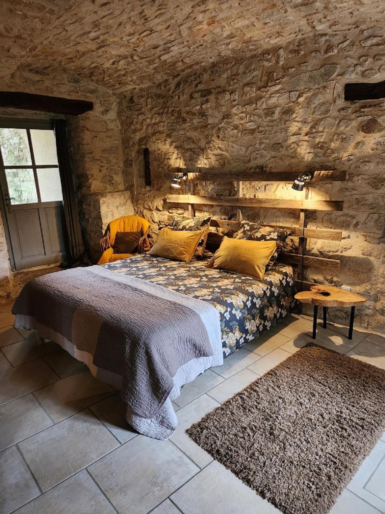 Gite De Charme 80 M², Piscine, Proche D'Uzes. Vezenobres Exterior photo
