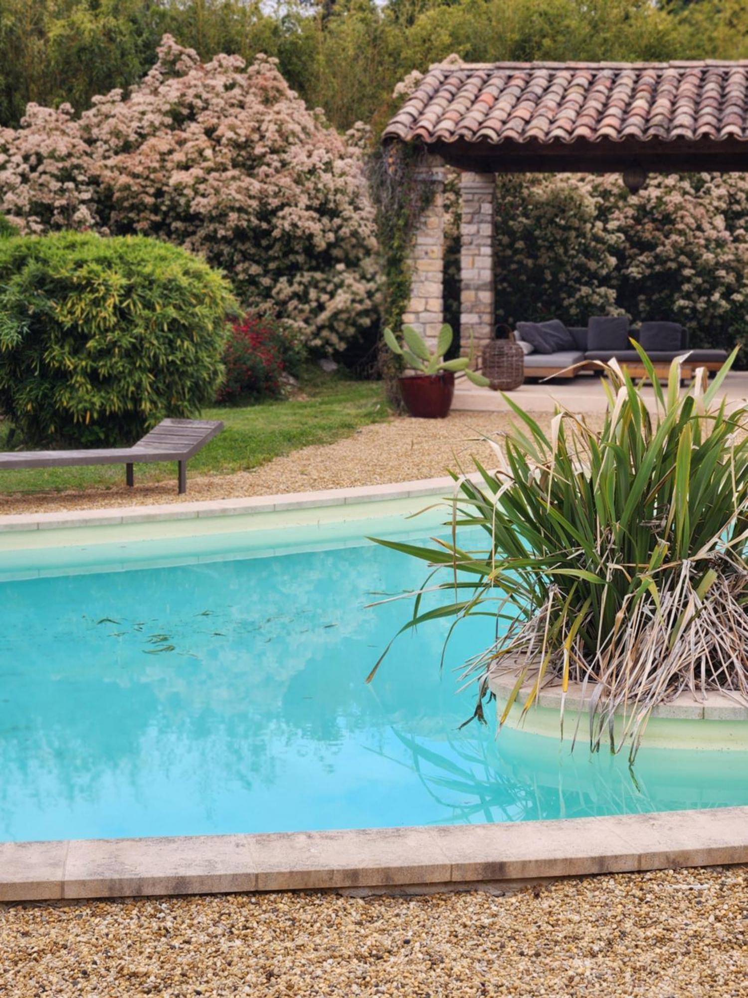 Gite De Charme 80 M², Piscine, Proche D'Uzes. Vezenobres Exterior photo