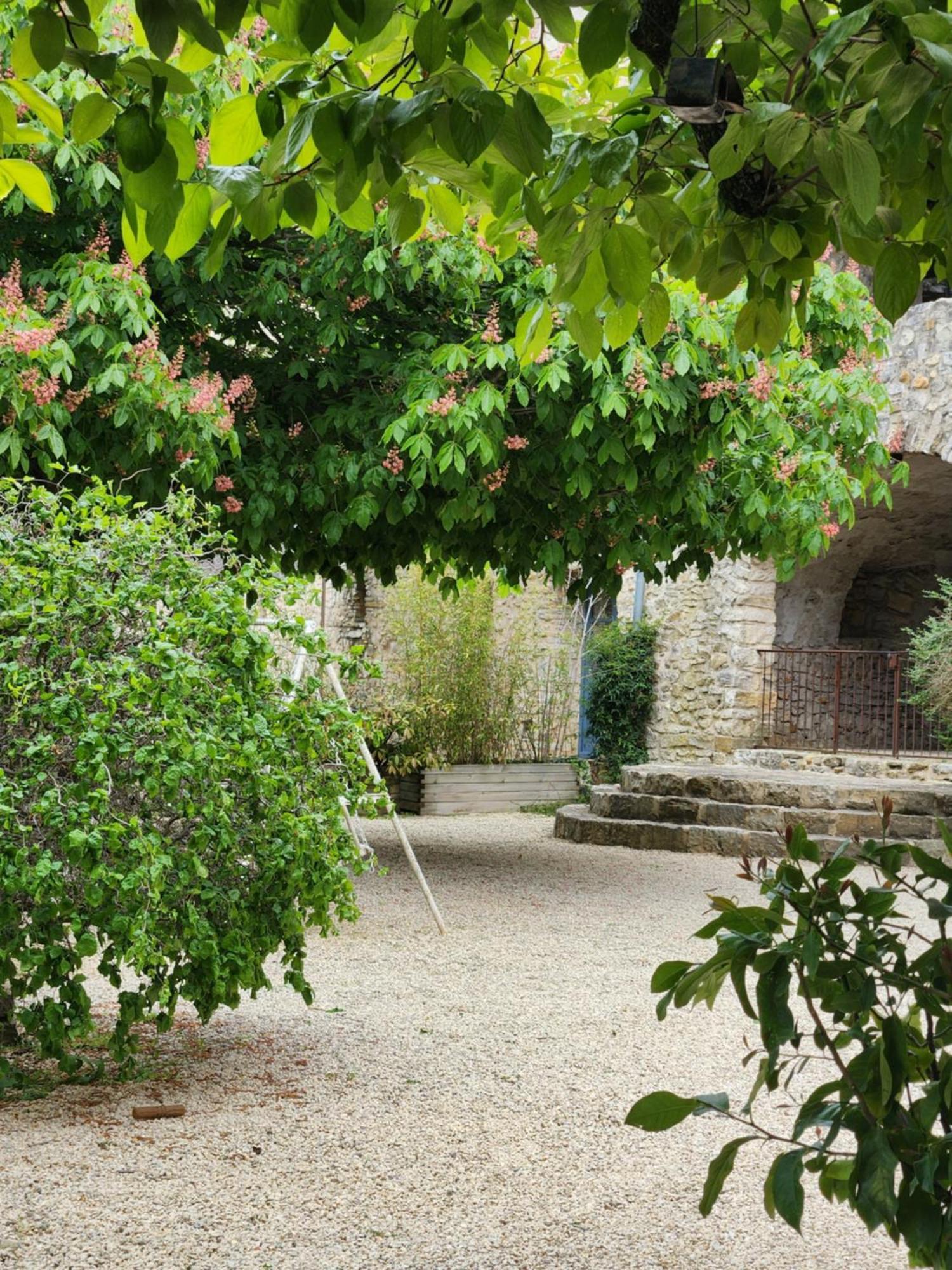 Gite De Charme 80 M², Piscine, Proche D'Uzes. Vezenobres Exterior photo